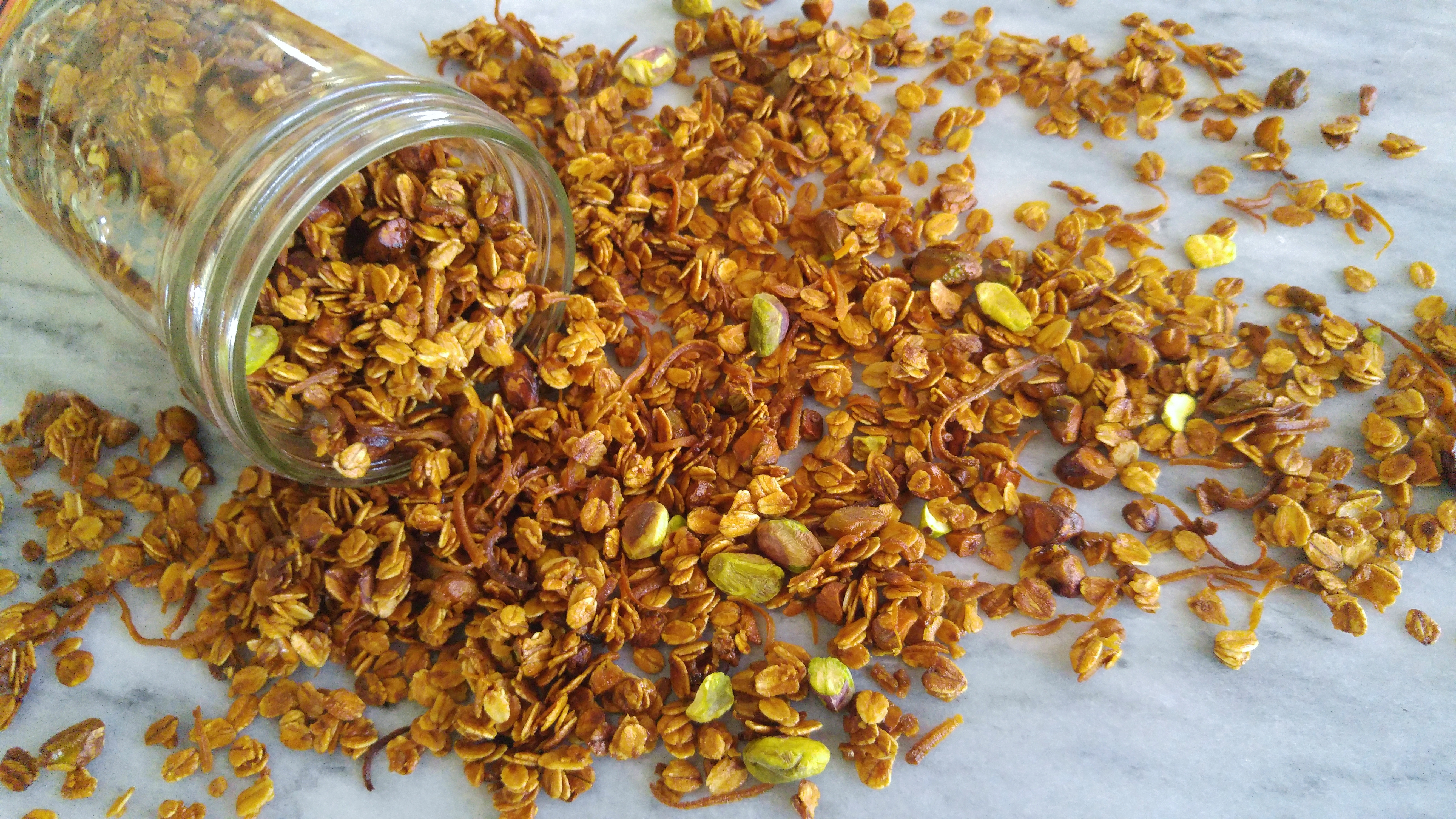Going Granola: Amazing Pistachio Granola Recipe!
