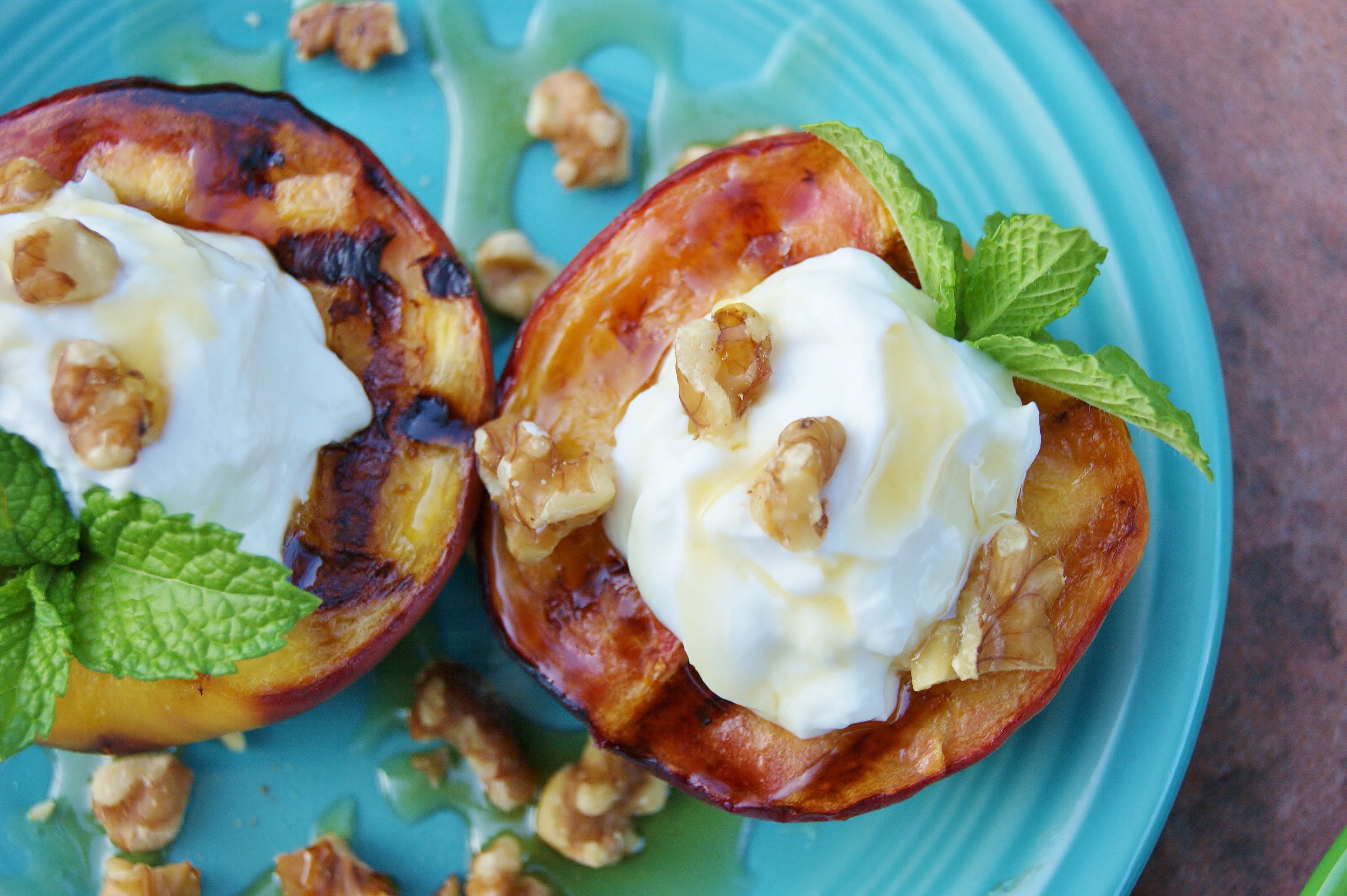 Healthy Eats On the Road: Grilled Peaches