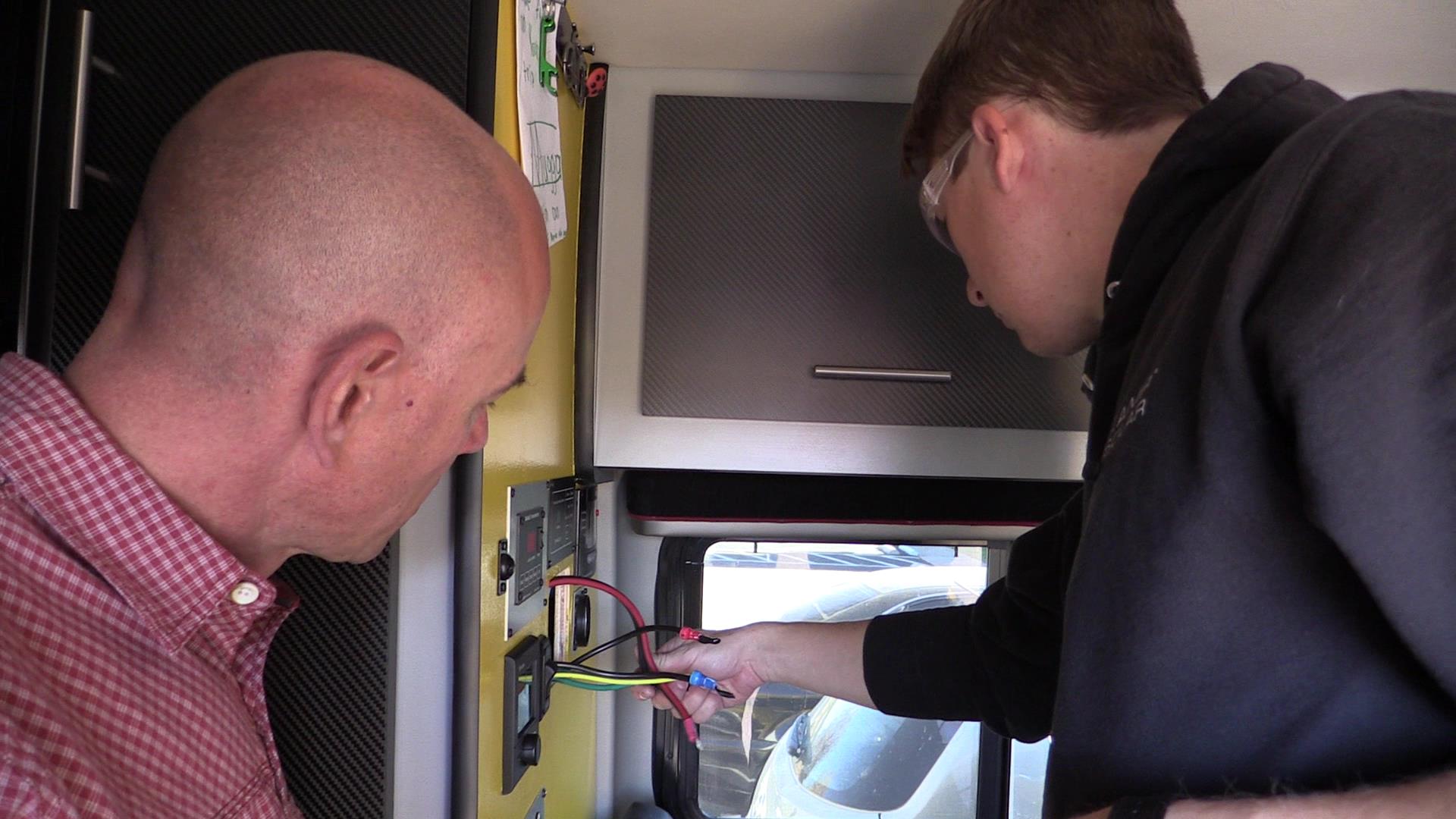 An Even Better Way to Charge the RV’s Chassis Battery with Solar!