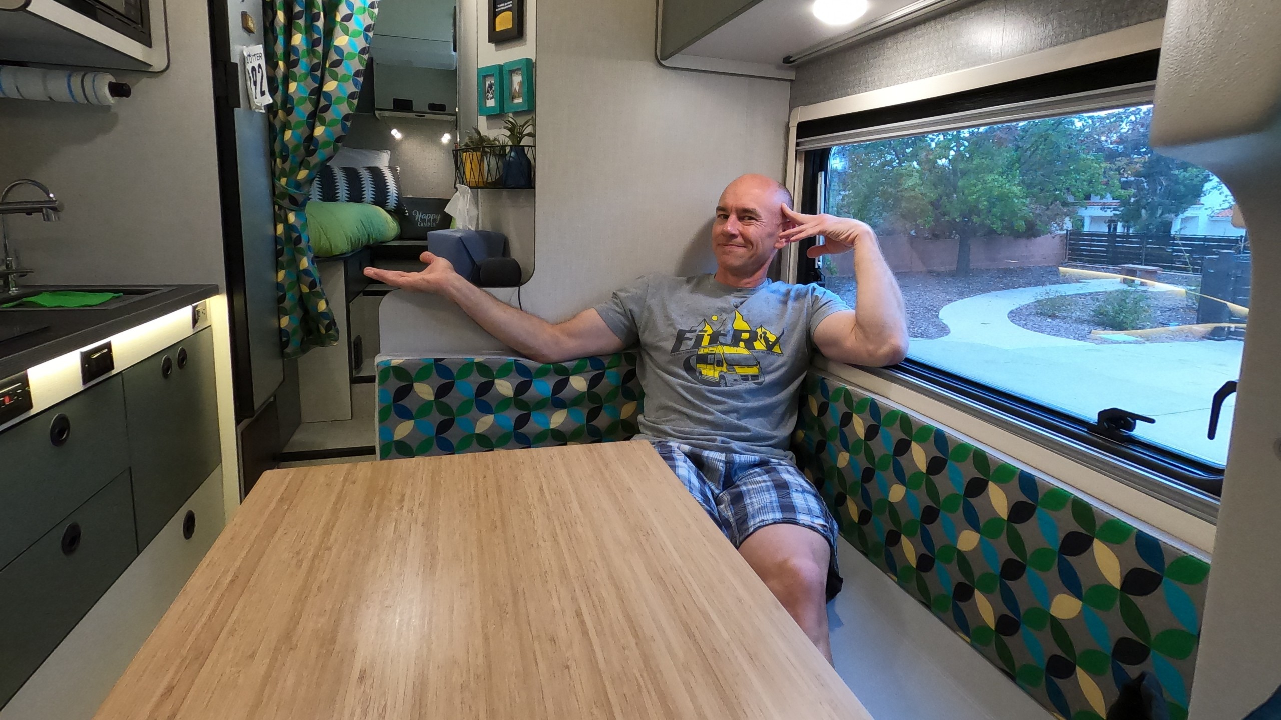 The 20k Project:  Part 4 – Rebuilding the Dinette!