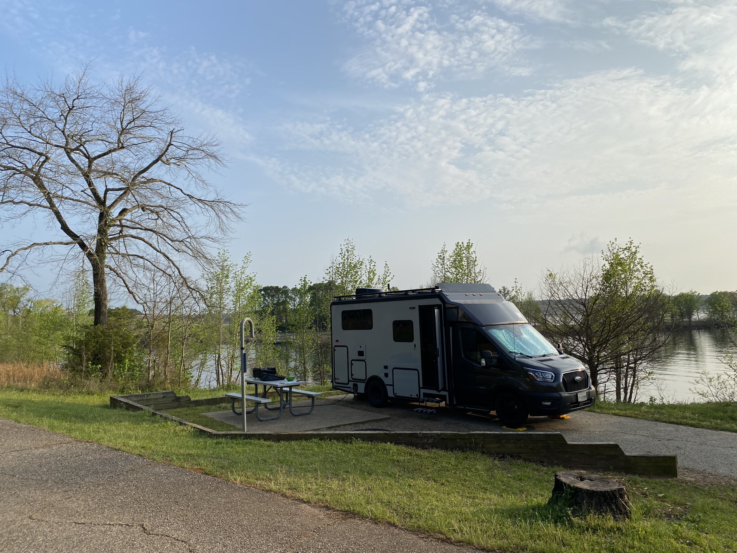 How I Get Our RV COMPLETELY Level – With the LevelMate Pro+