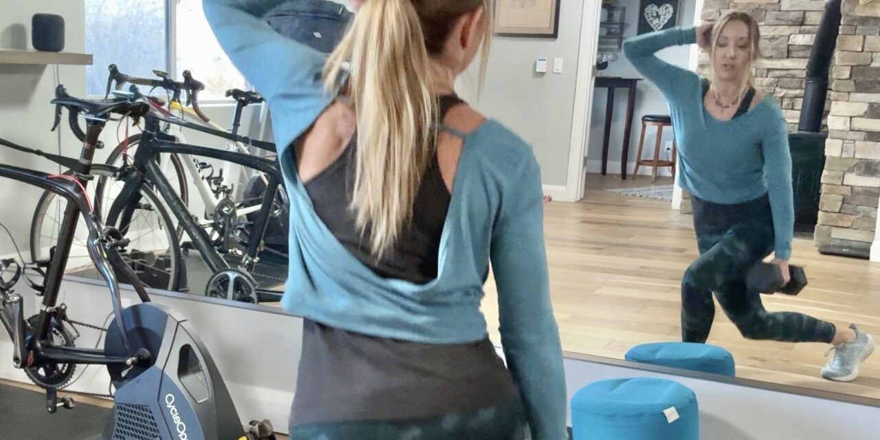 2 Exercises to Train your Gluteus Medius and Challenge Your Balance