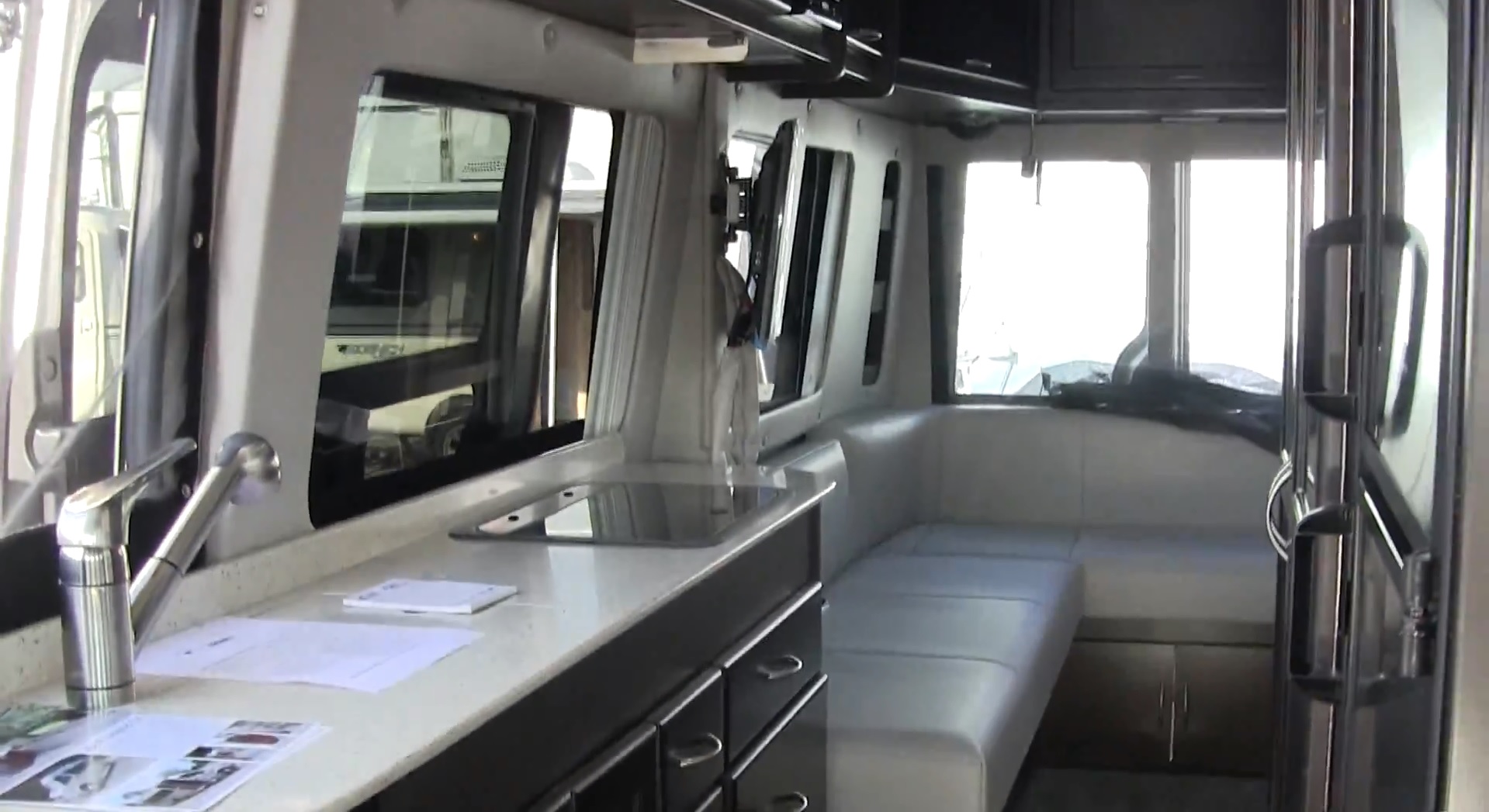 Video Review of 2014 Great West Van Legend EX