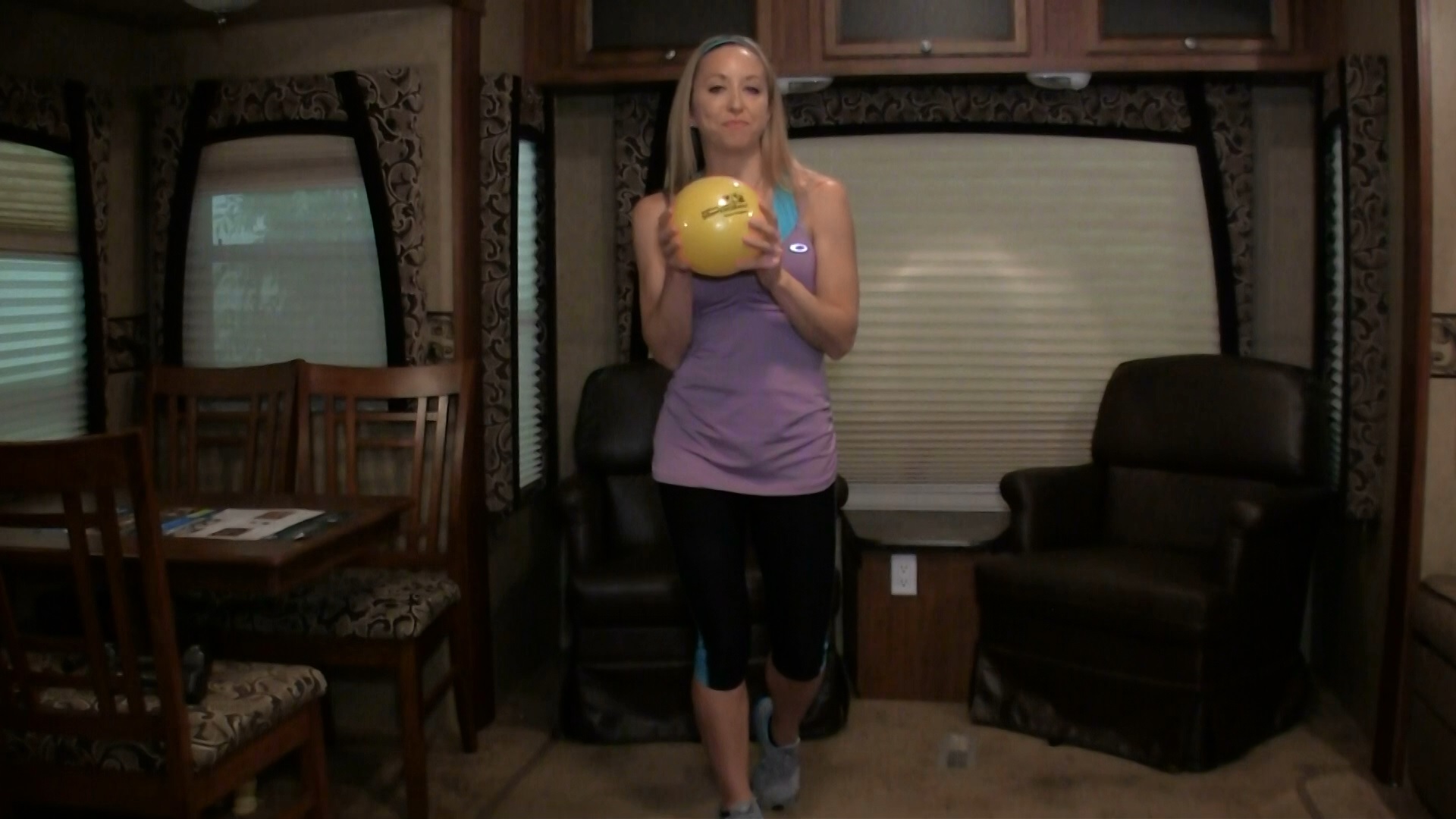 Fitness in your RV – Ball Workout