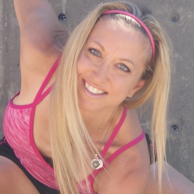 Traveler Exercise of the Week: Twisting Jacks…No Equipment Required!